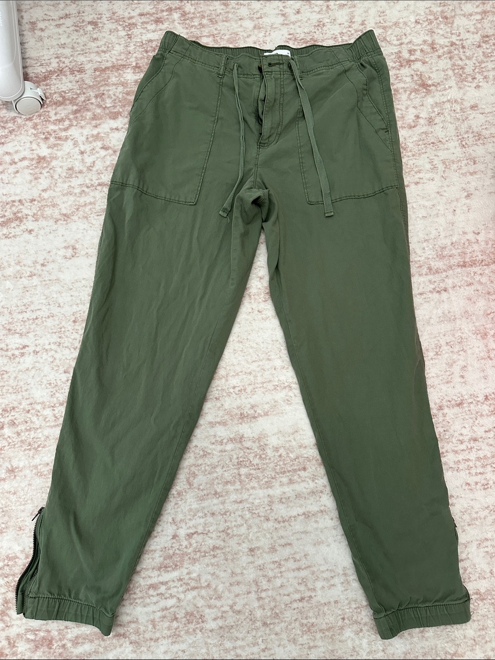 Sonoma Olive Drawstring Cargo Joggers